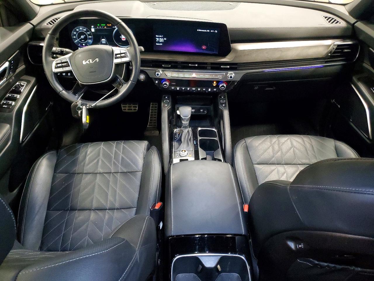2025 KIA TELLURIDE SX photo 8