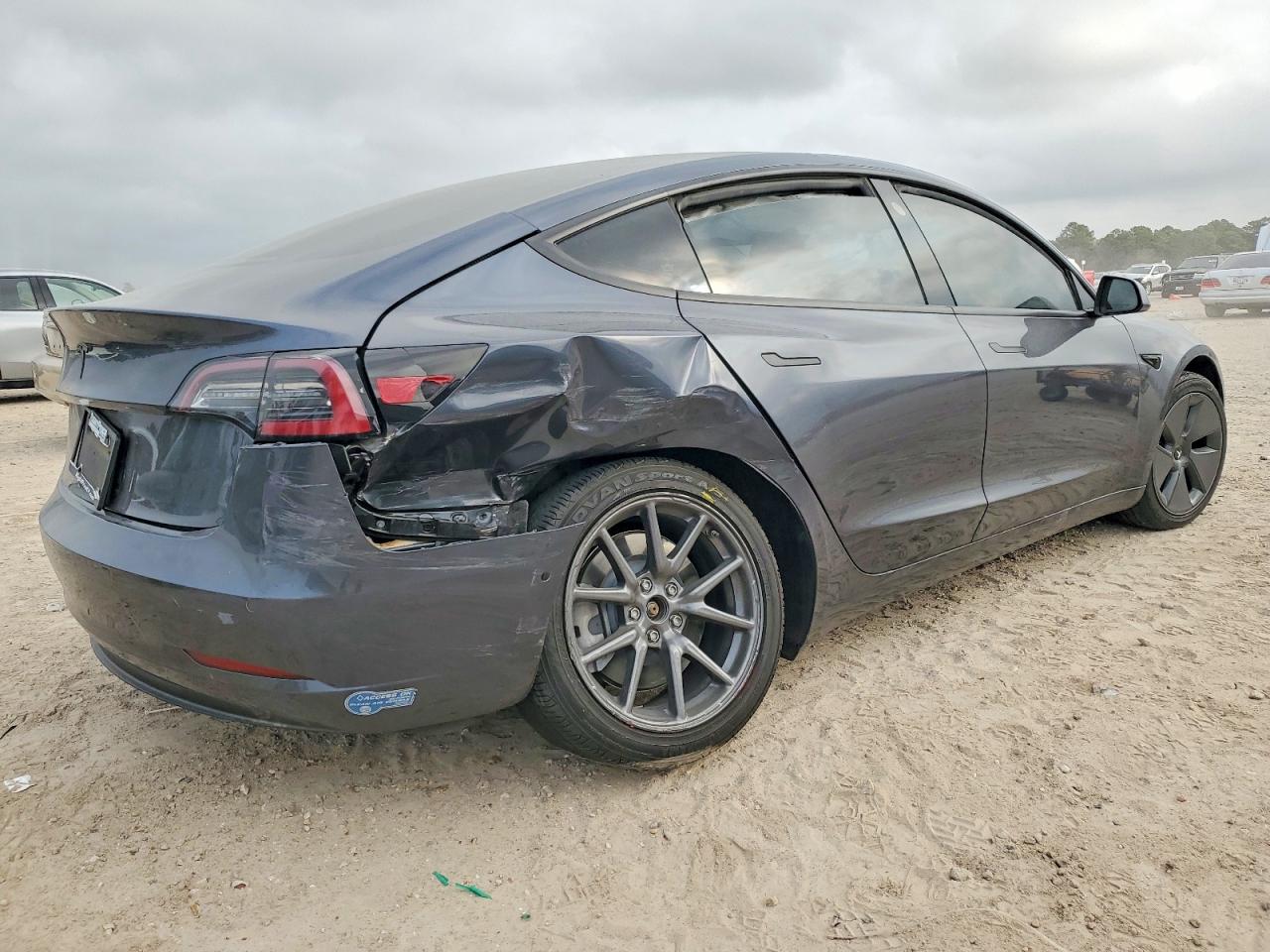 2021 TESLA MODEL 3 photo 3