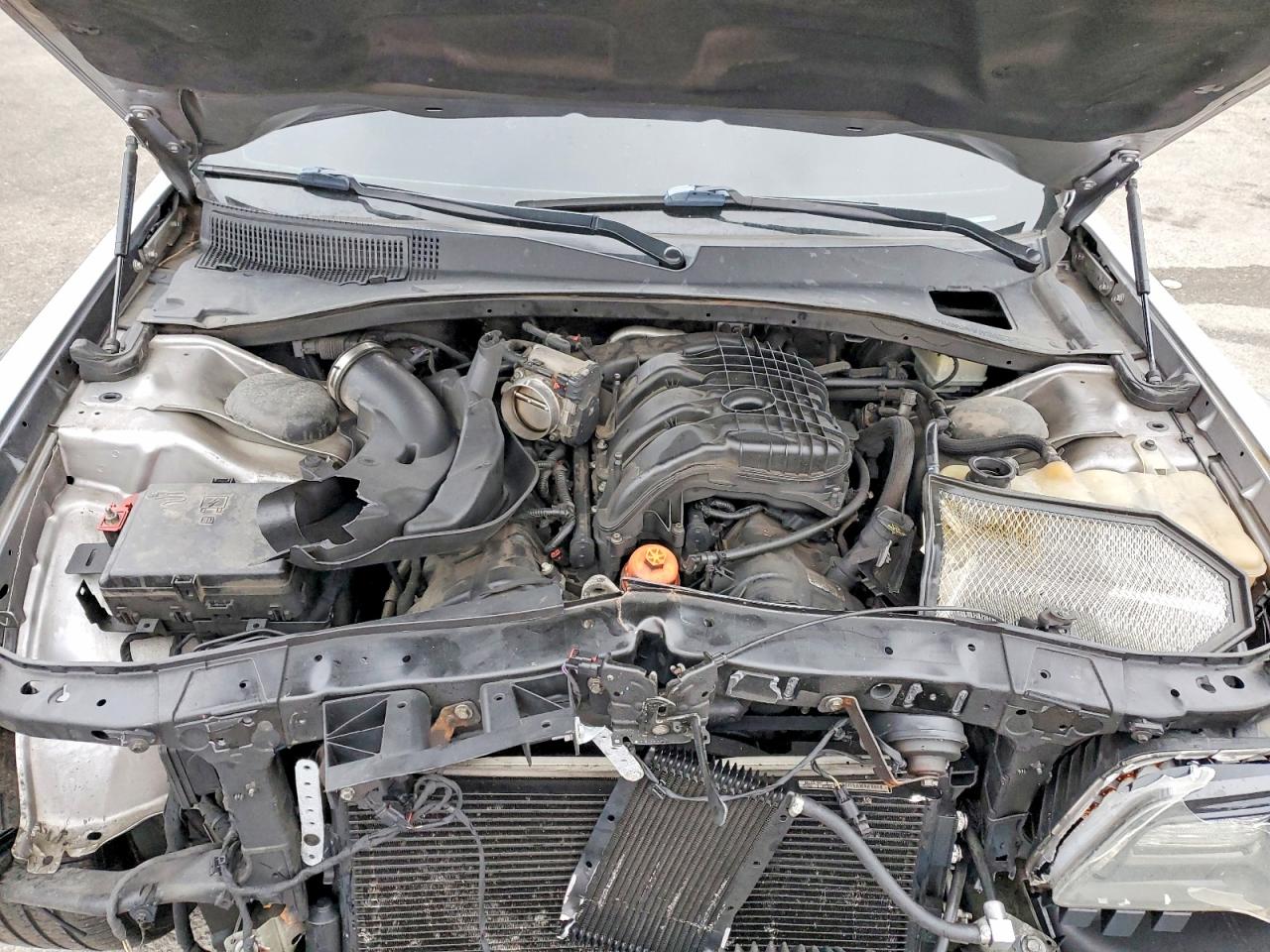 2016 CHRYSLER 300 S photo 11