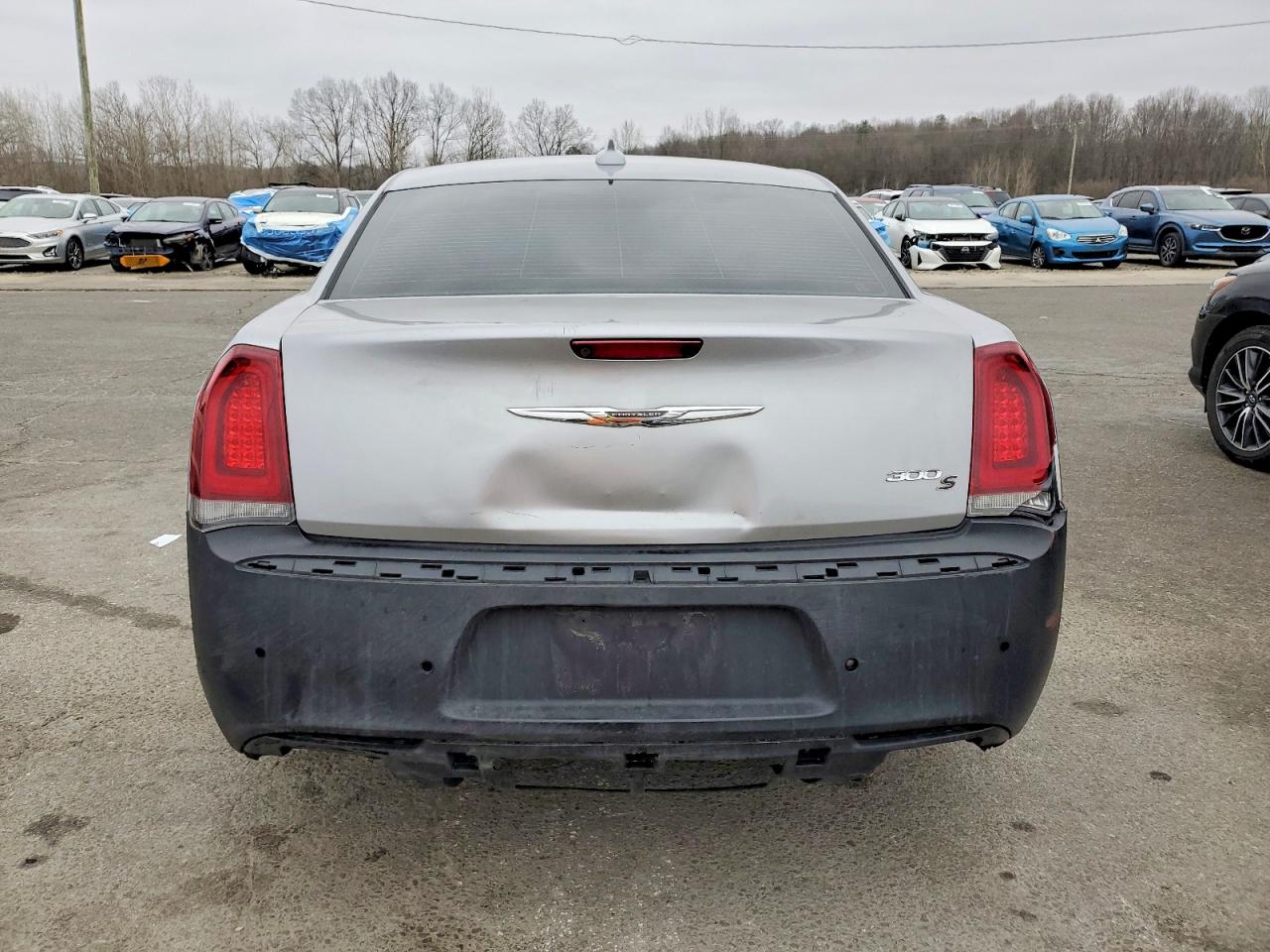 2016 CHRYSLER 300 S photo 6