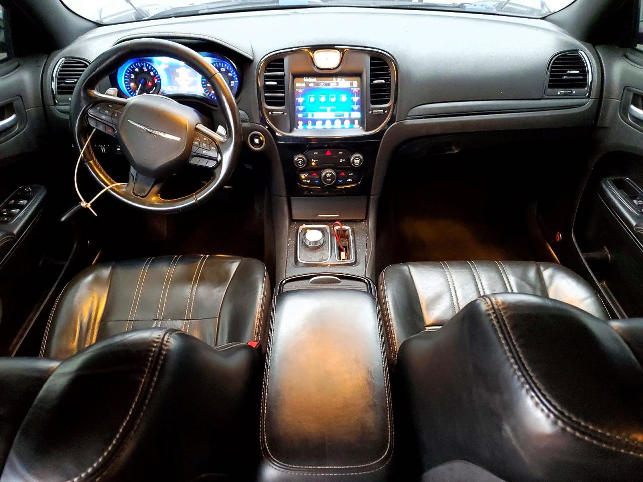 2016 CHRYSLER 300 S photo 8