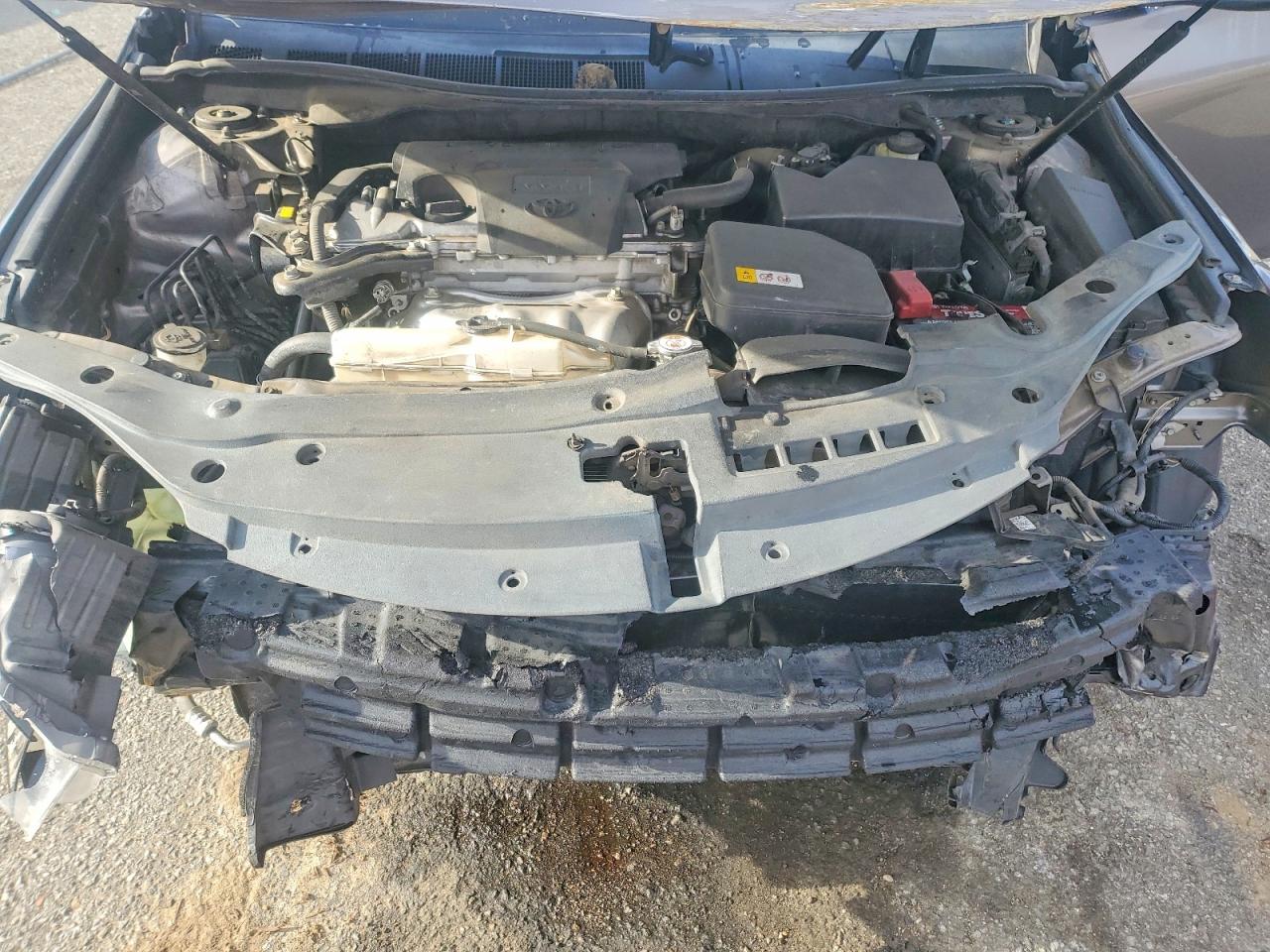 2017 TOYOTA CAMRY LE photo 11