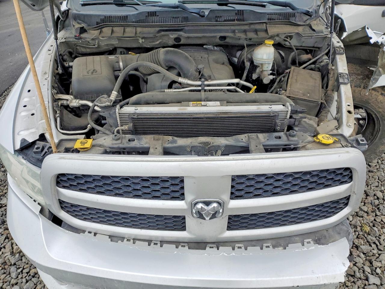 2013 RAM 1500 ST photo 11