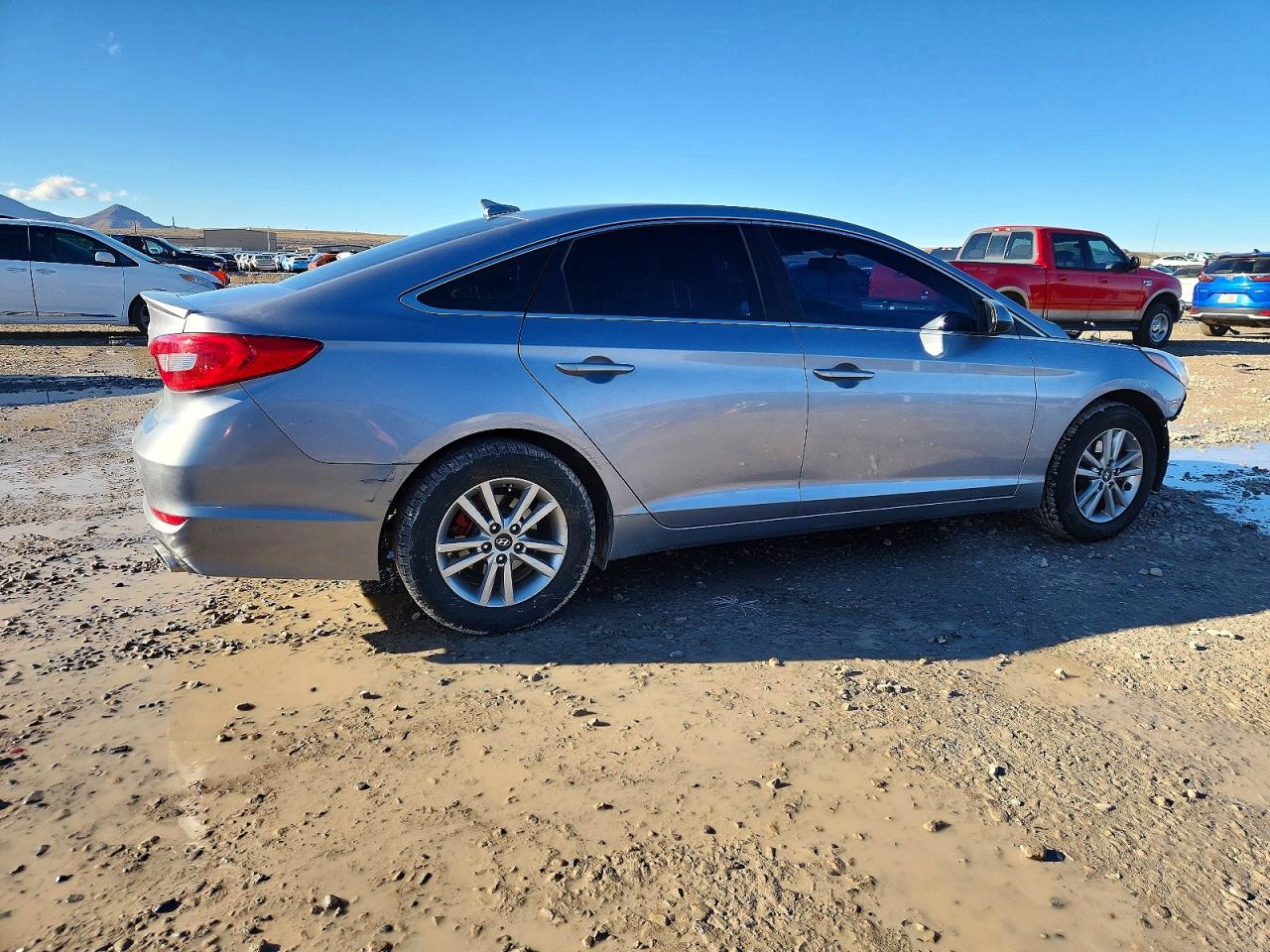2017 HYUNDAI SONATA BASE photo 7