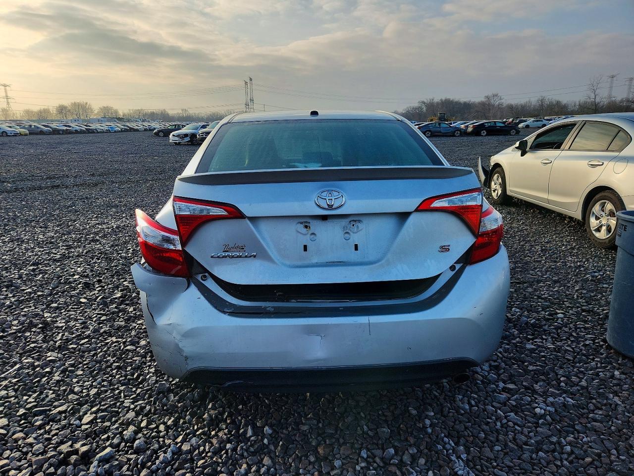 2016 TOYOTA COROLLA L photo 11