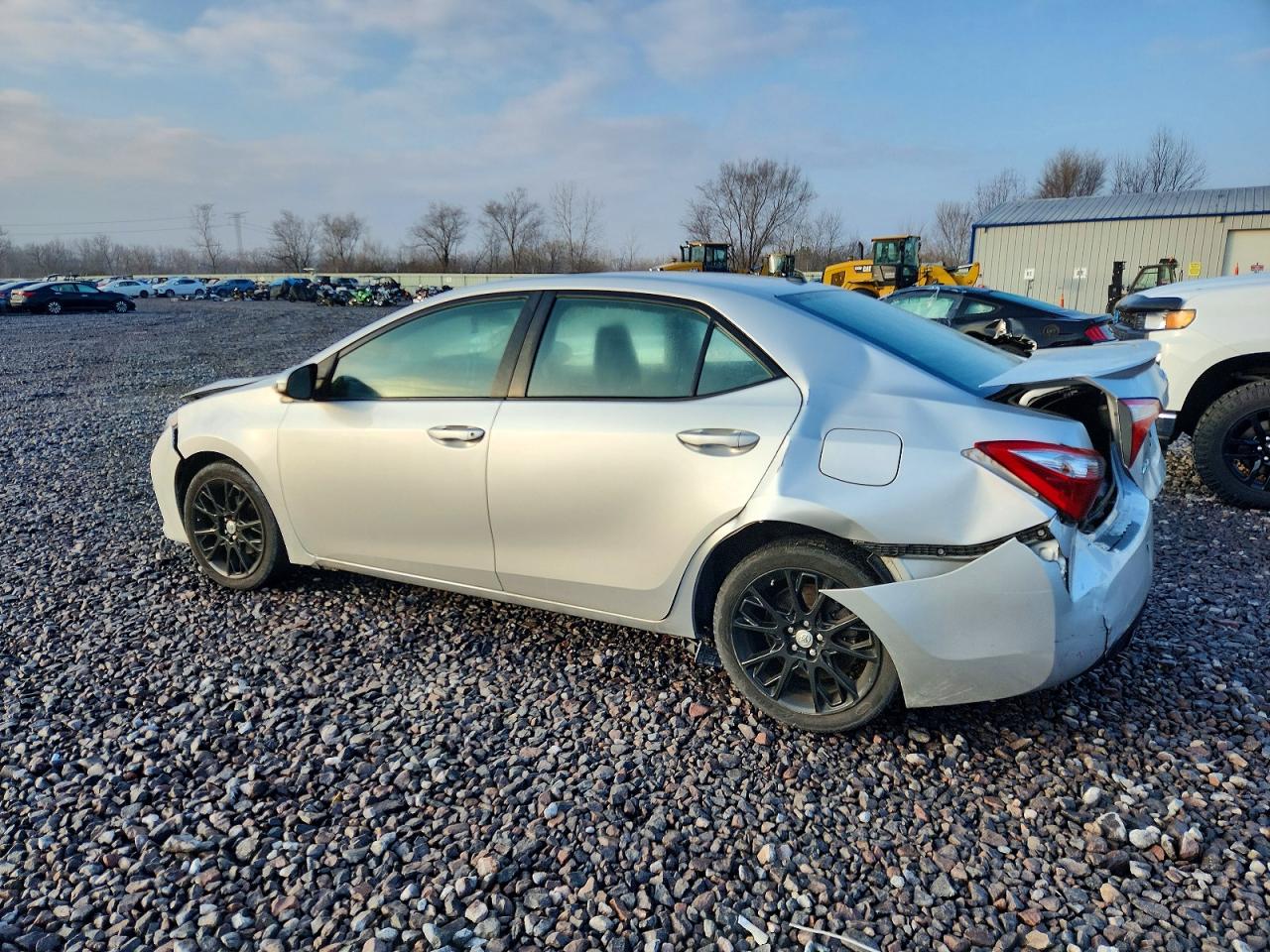 2016 TOYOTA COROLLA L photo 3