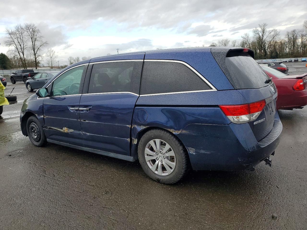2016 HONDA ODYSSEY EXL photo 2