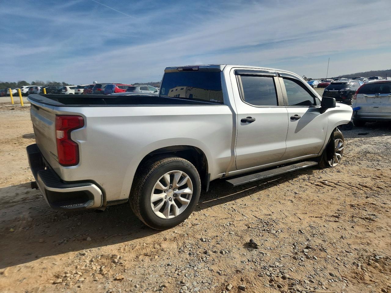 2021 CHEVROLET SILVERADO C1500 CUSTOM photo 3