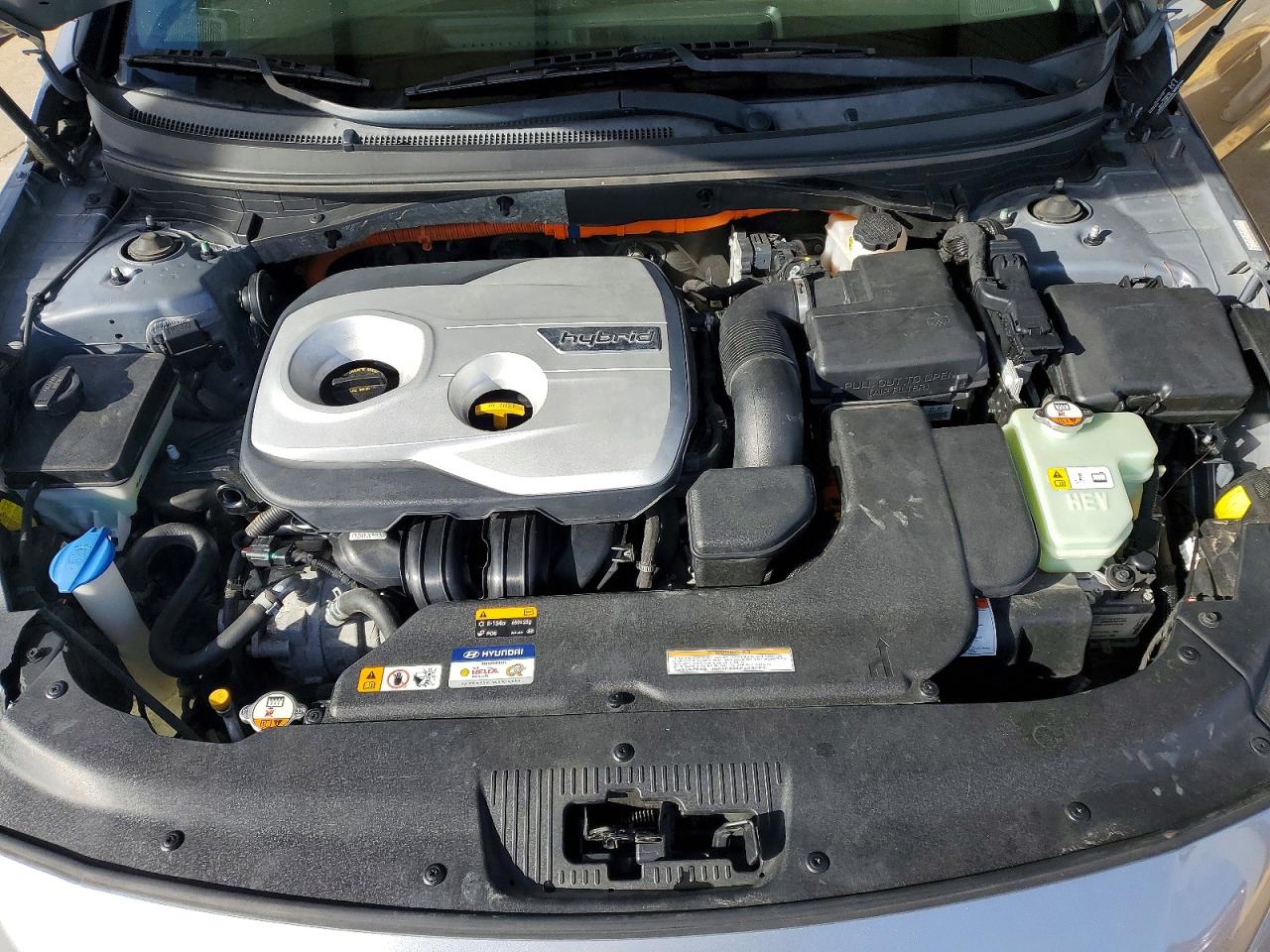 2016 HYUNDAI SONATA HYBRID photo 11
