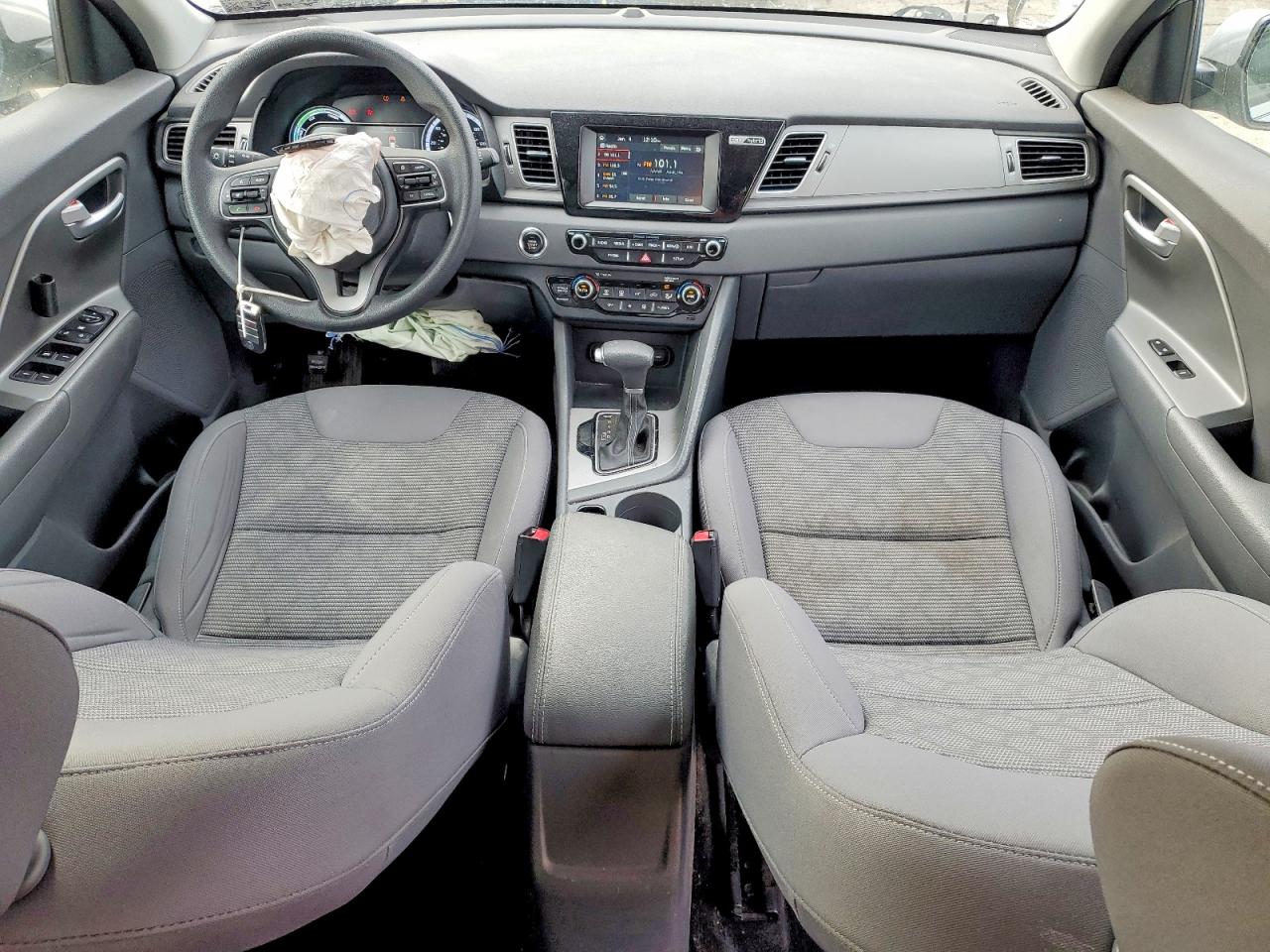 2018 KIA NIRO FE photo 8