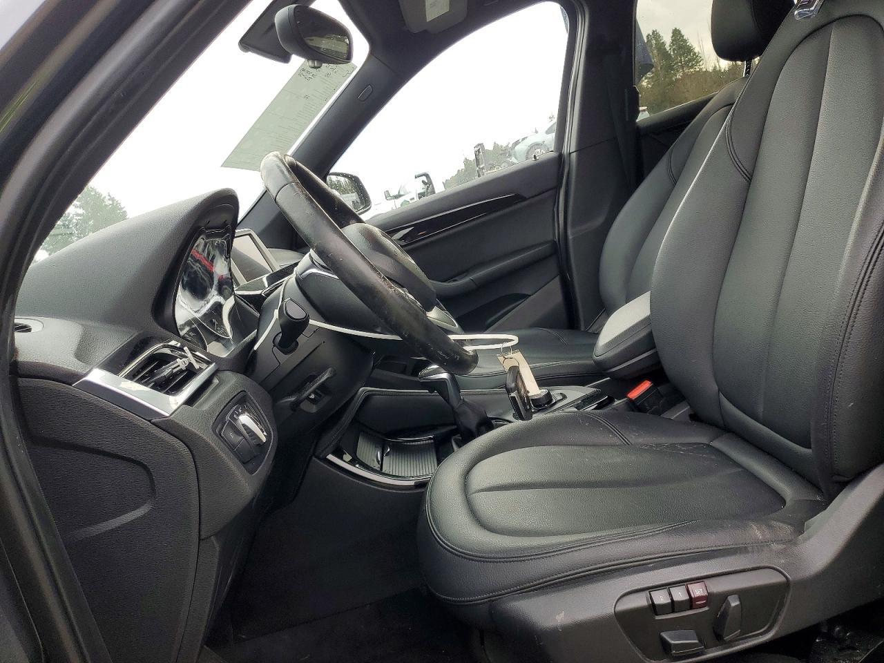 2016 BMW X1 XDRIVE28I photo 7