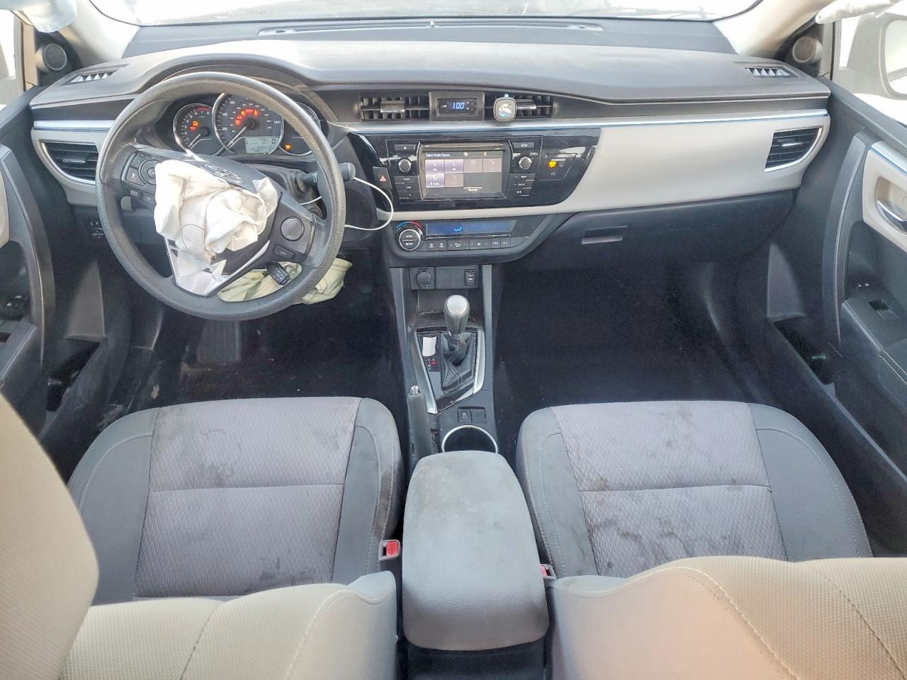 2014 TOYOTA COROLLA L photo 8