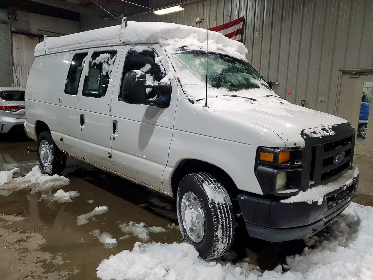2010 FORD ECONOLINE E350 SUPER DUTY VAN photo 4