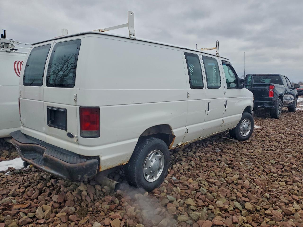 2010 FORD ECONOLINE E350 SUPER DUTY VAN photo 3