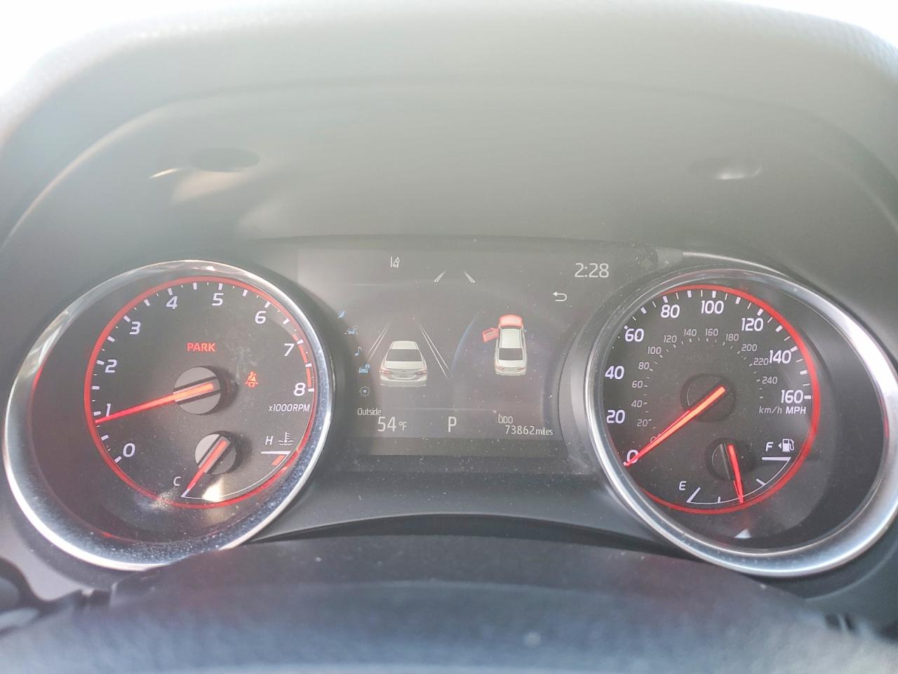 2020 TOYOTA CAMRY XSE photo 9