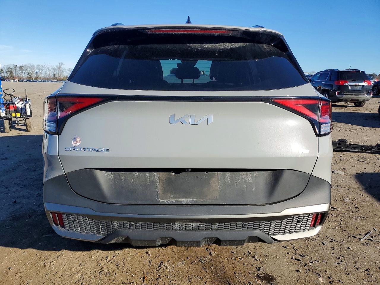 2023 KIA SPORTAGE X LINE photo 6
