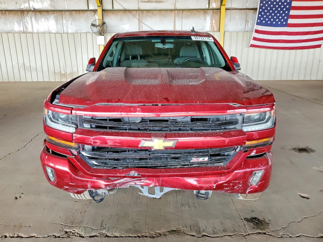 2018 CHEVROLET SILVERADO K1500 LT photo 5