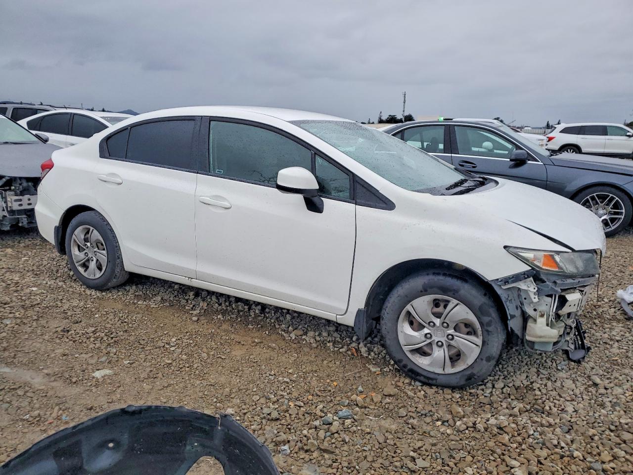 2013 HONDA CIVIC LX photo 4