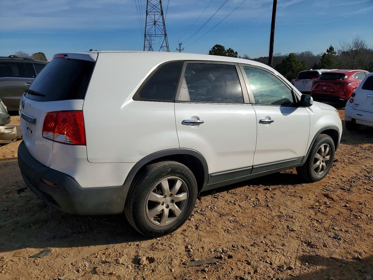 2011 KIA SORENTO BASE photo 3
