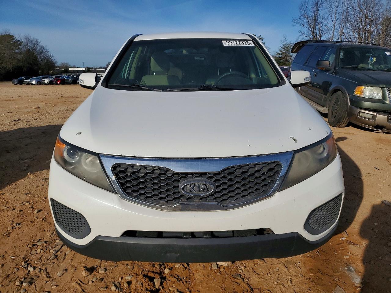 2011 KIA SORENTO BASE photo 5