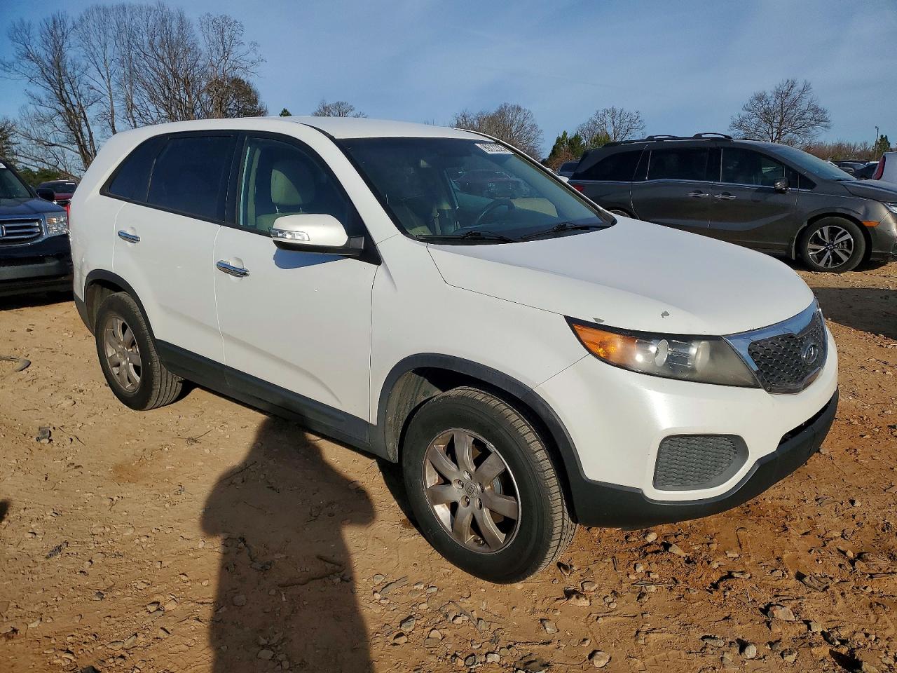 2011 KIA SORENTO BASE photo 4