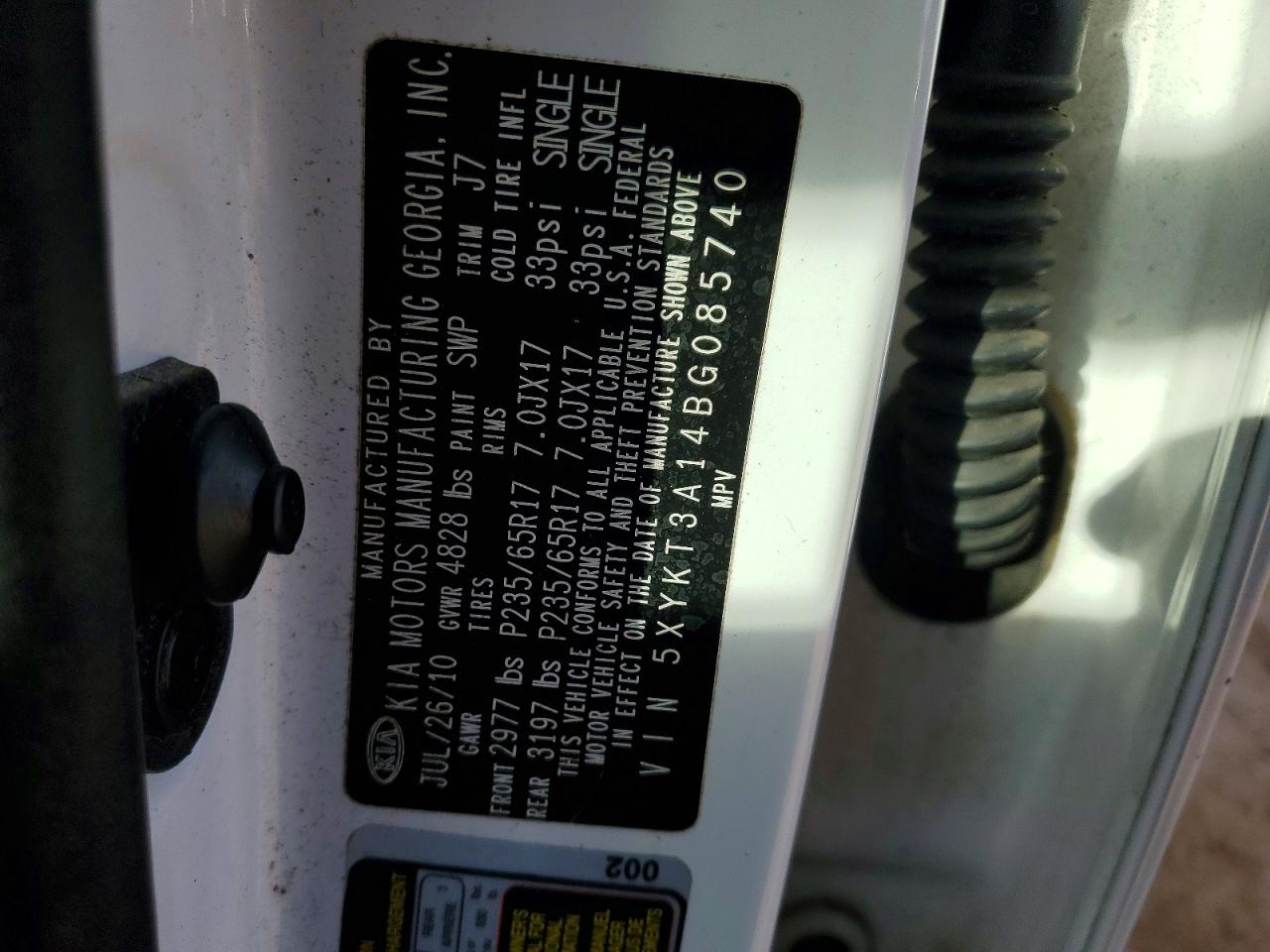 2011 KIA SORENTO BASE photo 13