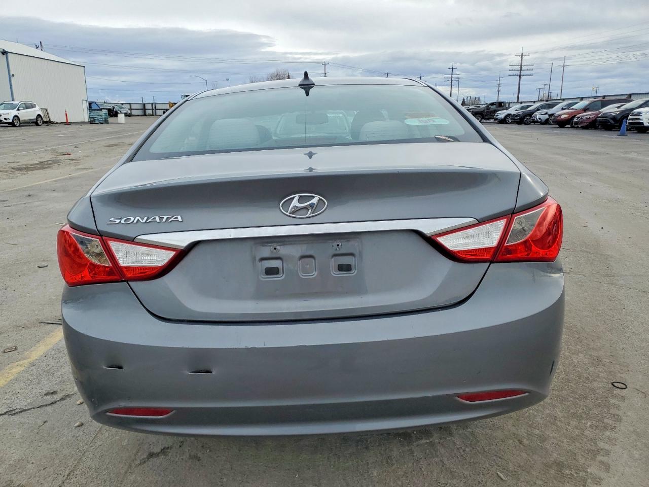 2013 HYUNDAI SONATA GLS photo 6