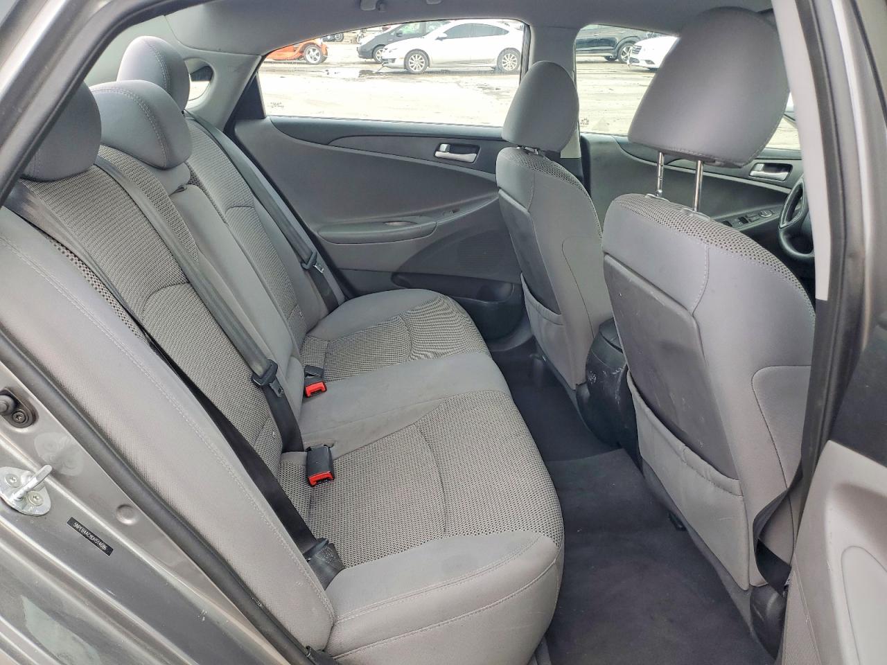2013 HYUNDAI SONATA GLS photo 10