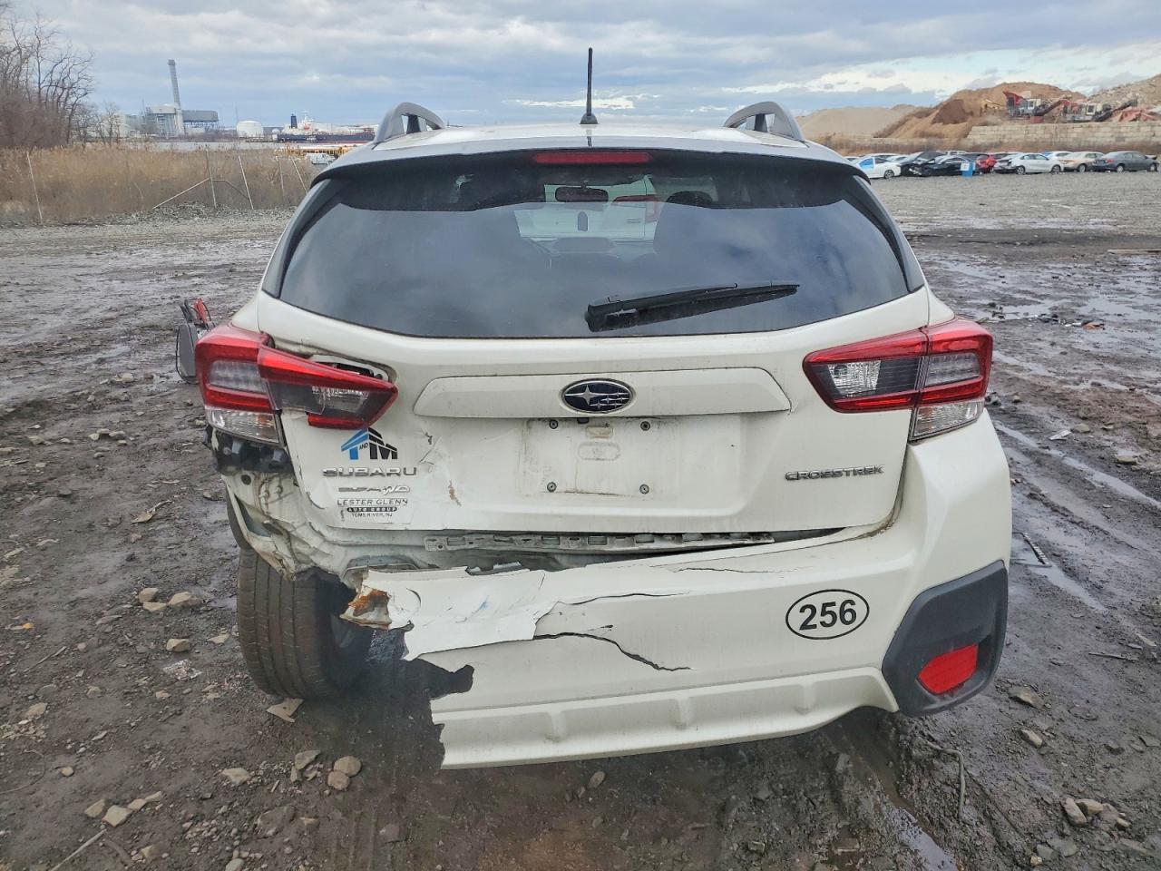 2021 SUBARU CROSSTREK photo 6