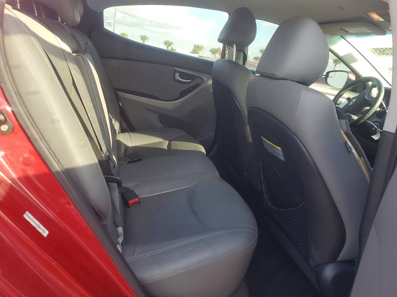 2015 HYUNDAI ELANTRA SE photo 10