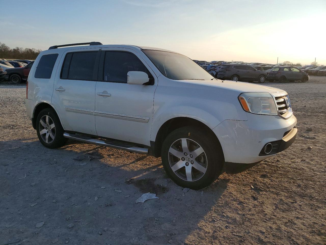2012 HONDA PILOT TOURING photo 4