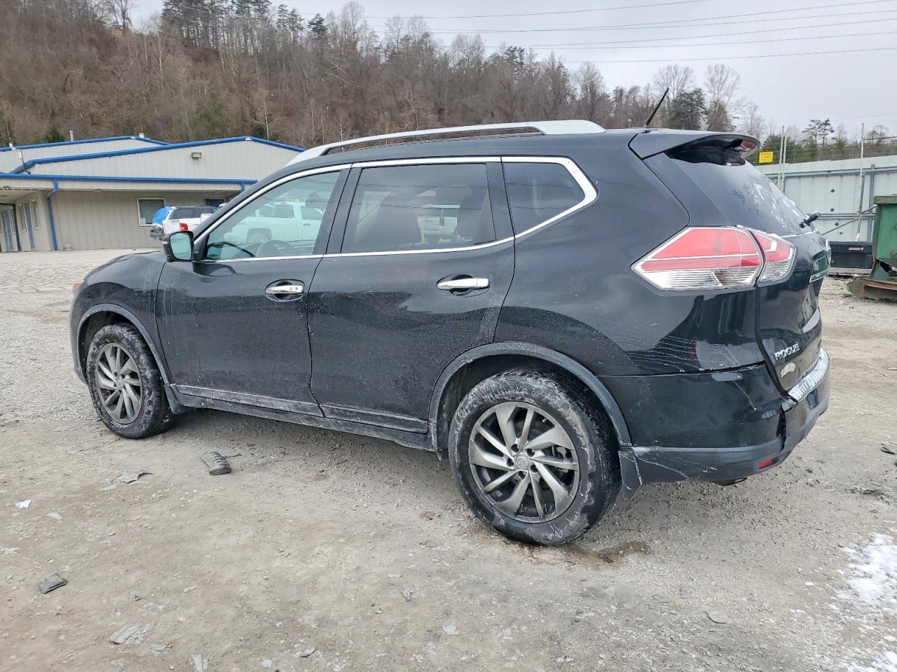 2014 NISSAN ROGUE S photo 2