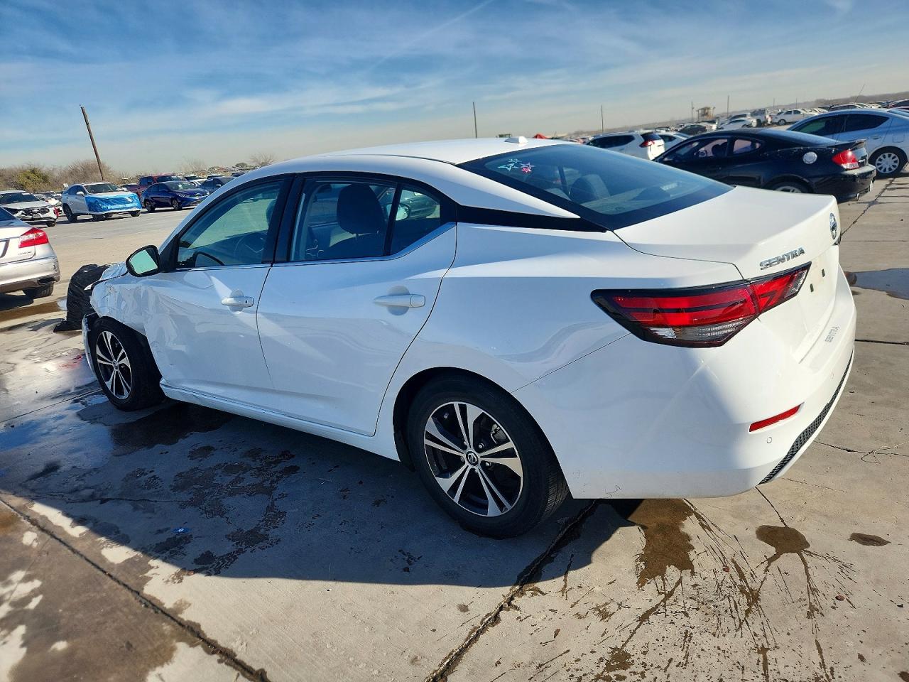 2022 NISSAN SENTRA SV photo 2