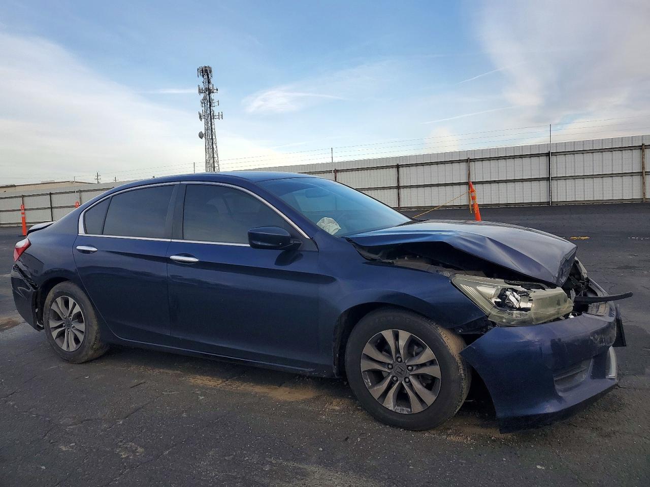2014 HONDA ACCORD LX photo 4