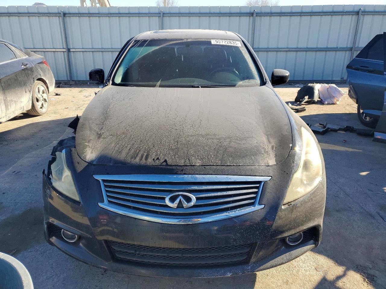 2012 INFINITI G37 photo 5