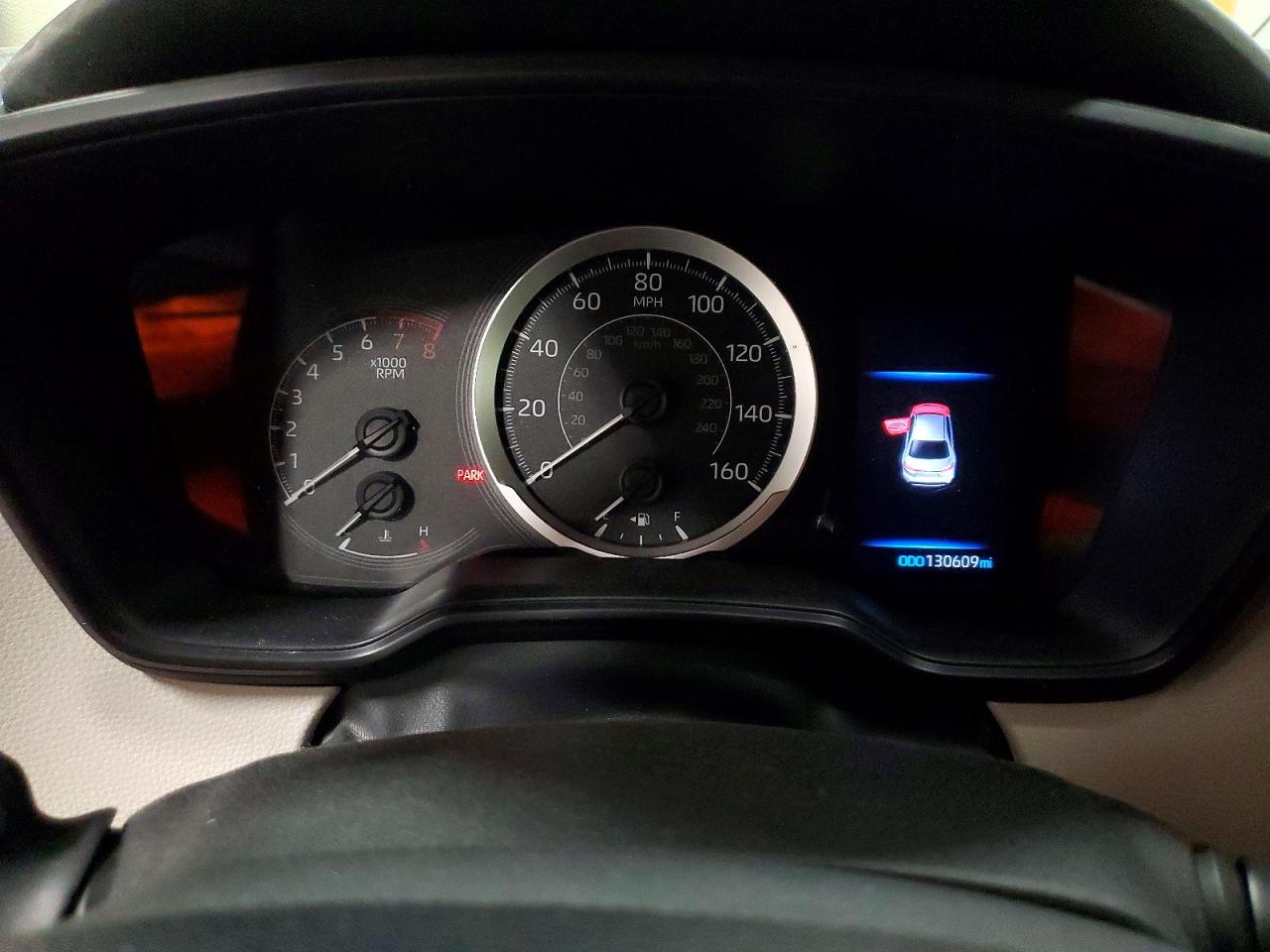 2021 TOYOTA COROLLA LE photo 9