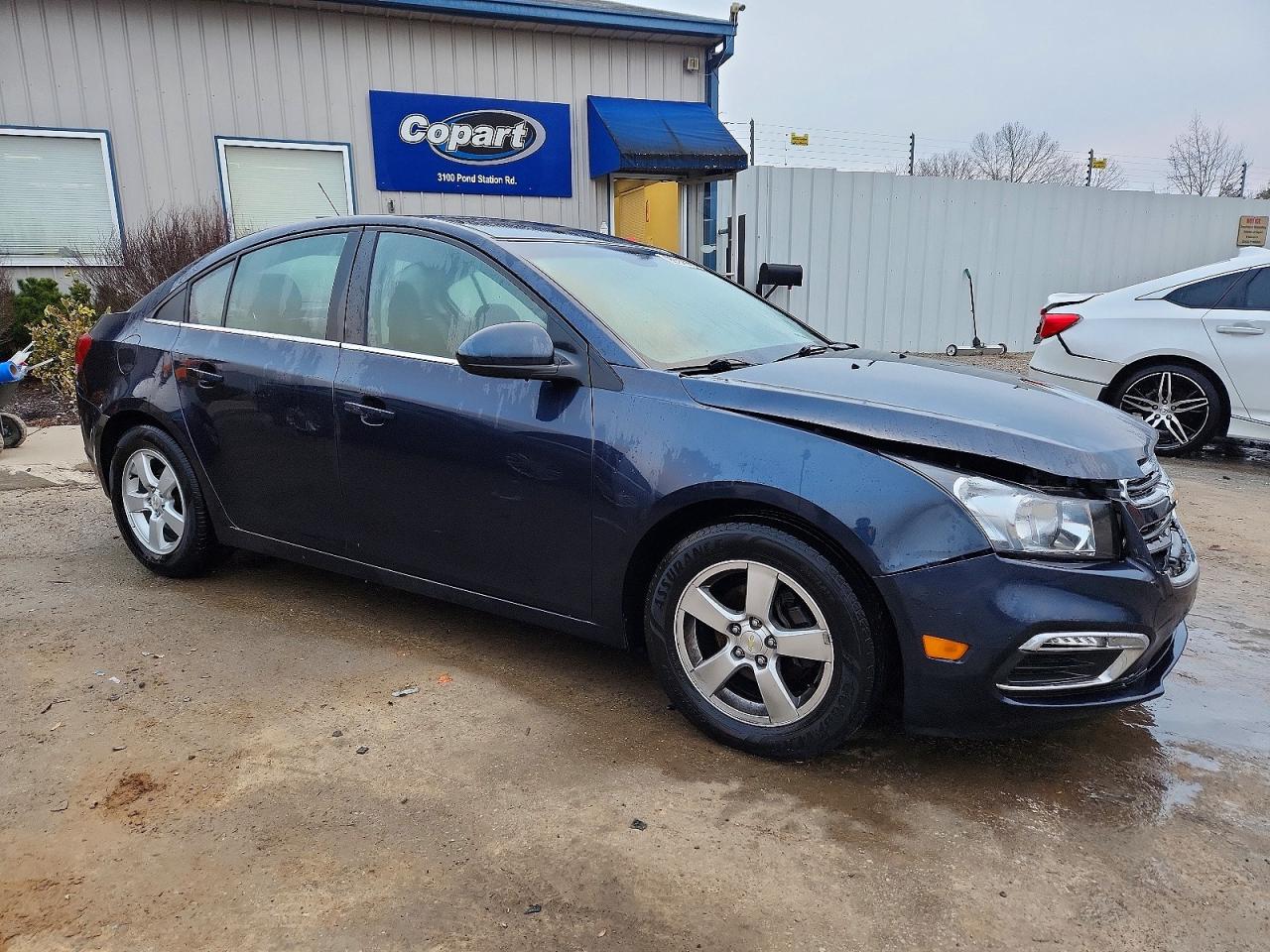 2015 CHEVROLET CRUZE LT photo 4