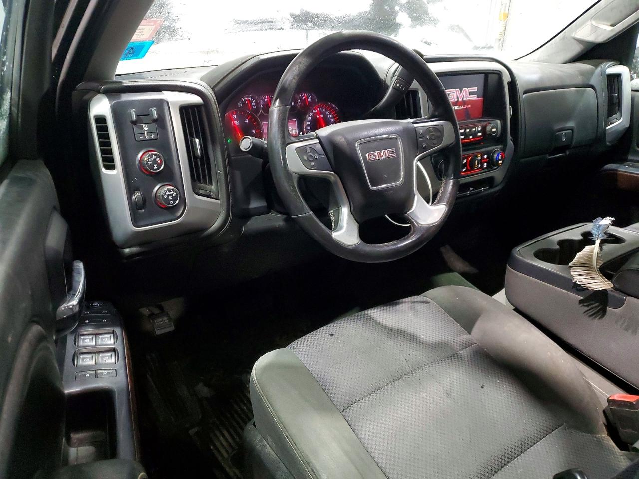 2015 GMC SIERRA K1500 SLE photo 8