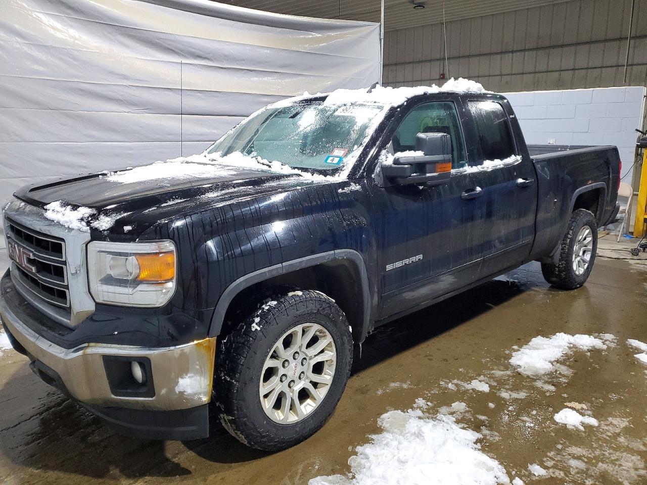 2015 GMC SIERRA