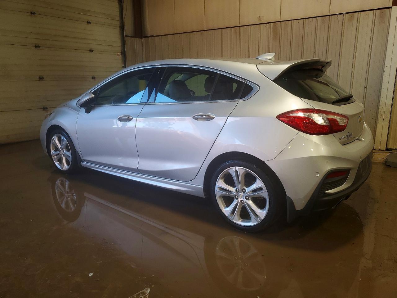 2017 CHEVROLET CRUZE PREMIER photo 2