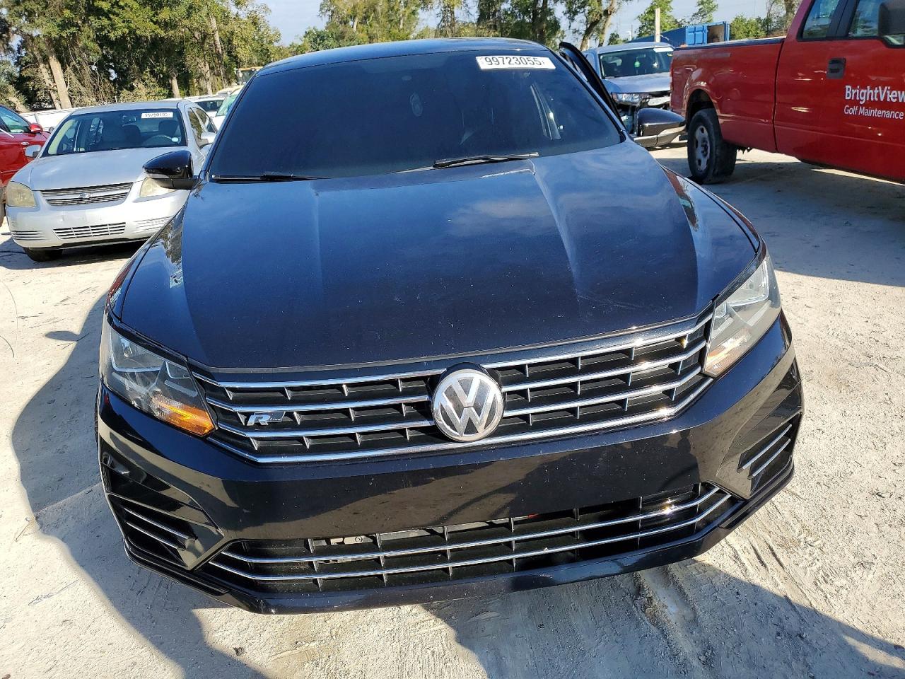 2017 VOLKSWAGEN PASSAT R-LINE photo 5