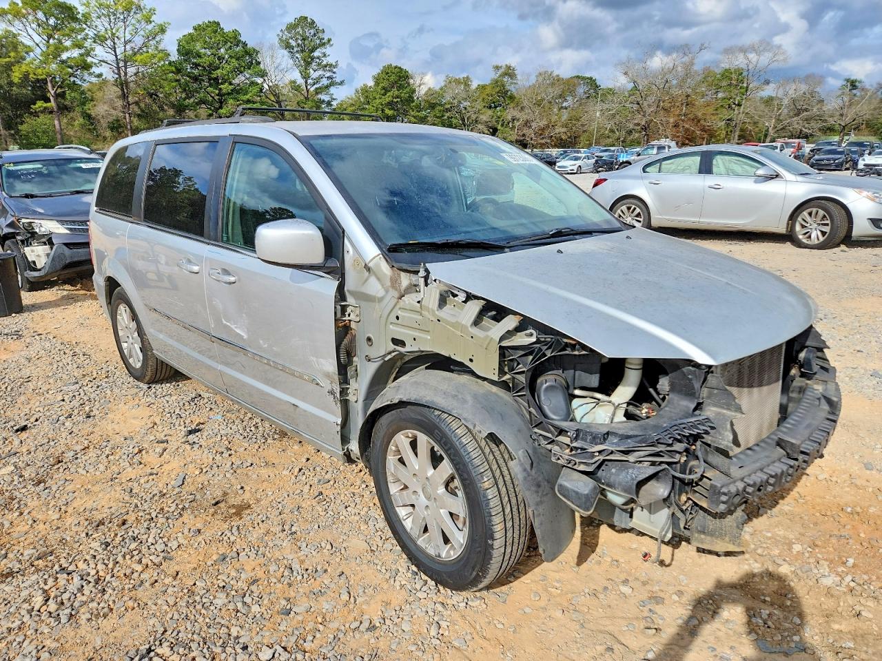 2012 CHRYSLER TOWN & COUNTRY TOURING photo 4