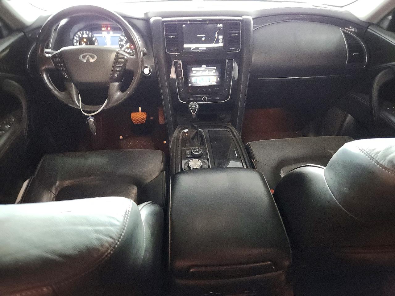 2020 INFINITI QX80 LUXE photo 8