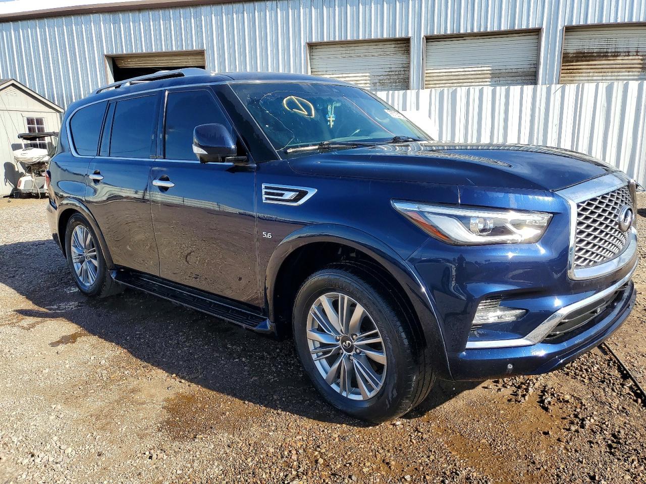 2020 INFINITI QX80 LUXE photo 4