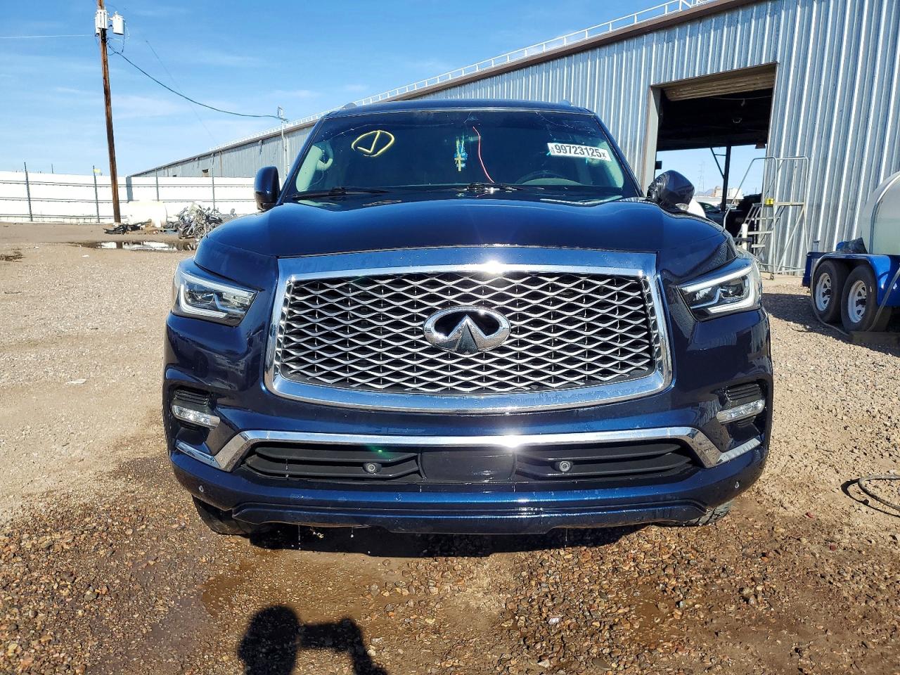 2020 INFINITI QX80 LUXE photo 5