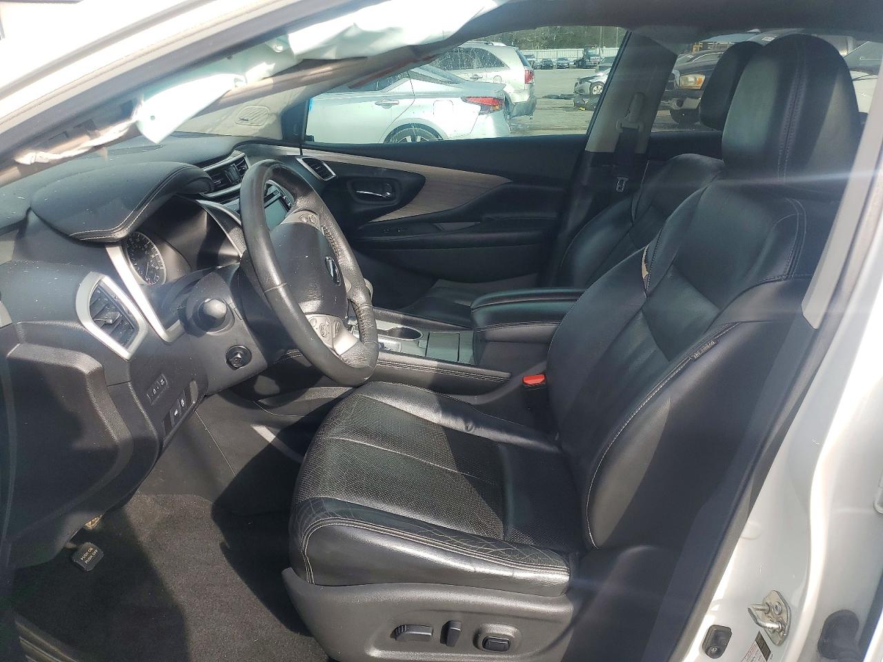 2015 NISSAN MURANO S photo 7
