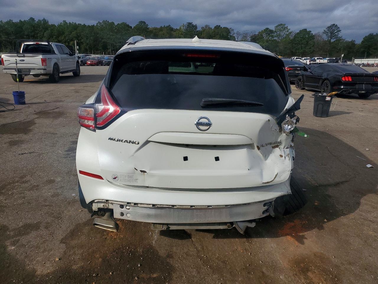 2015 NISSAN MURANO S photo 6