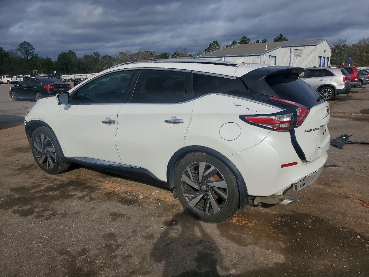 2015 NISSAN MURANO S photo 2