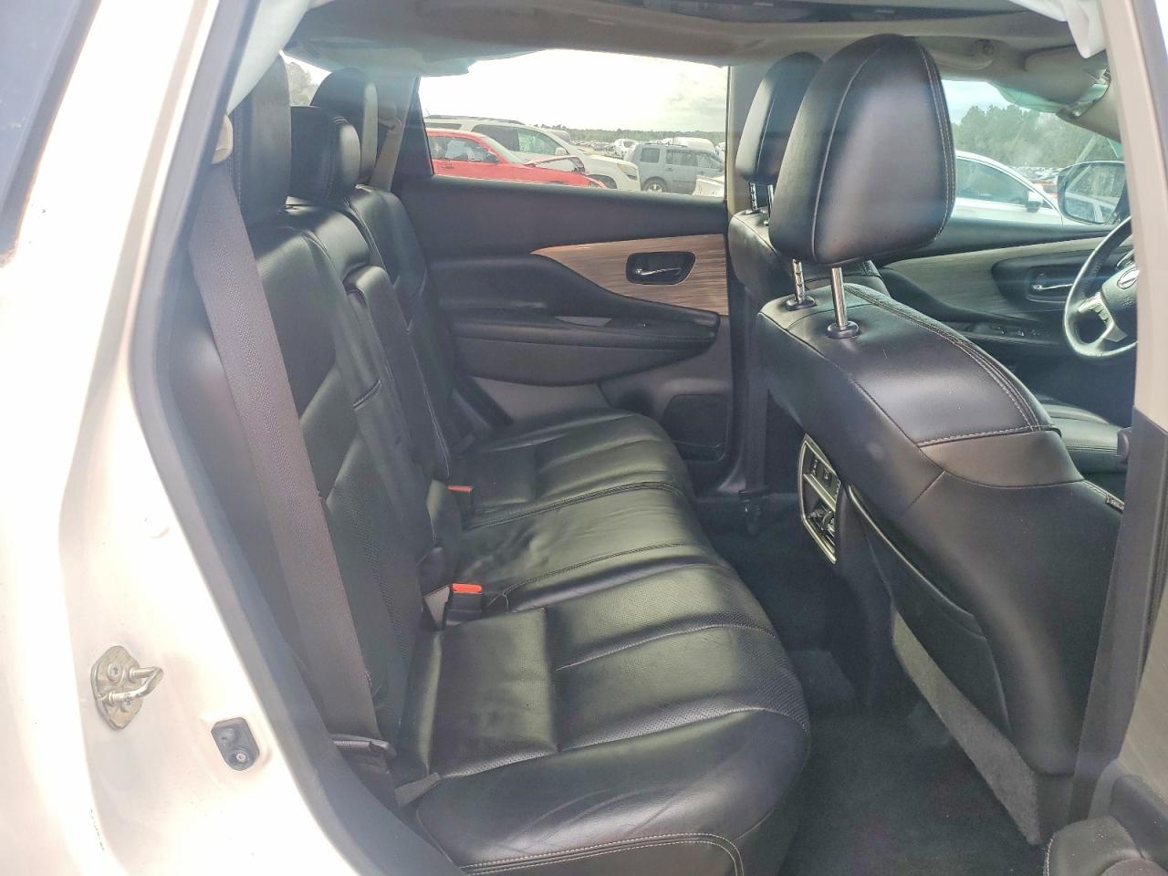 2015 NISSAN MURANO S photo 11