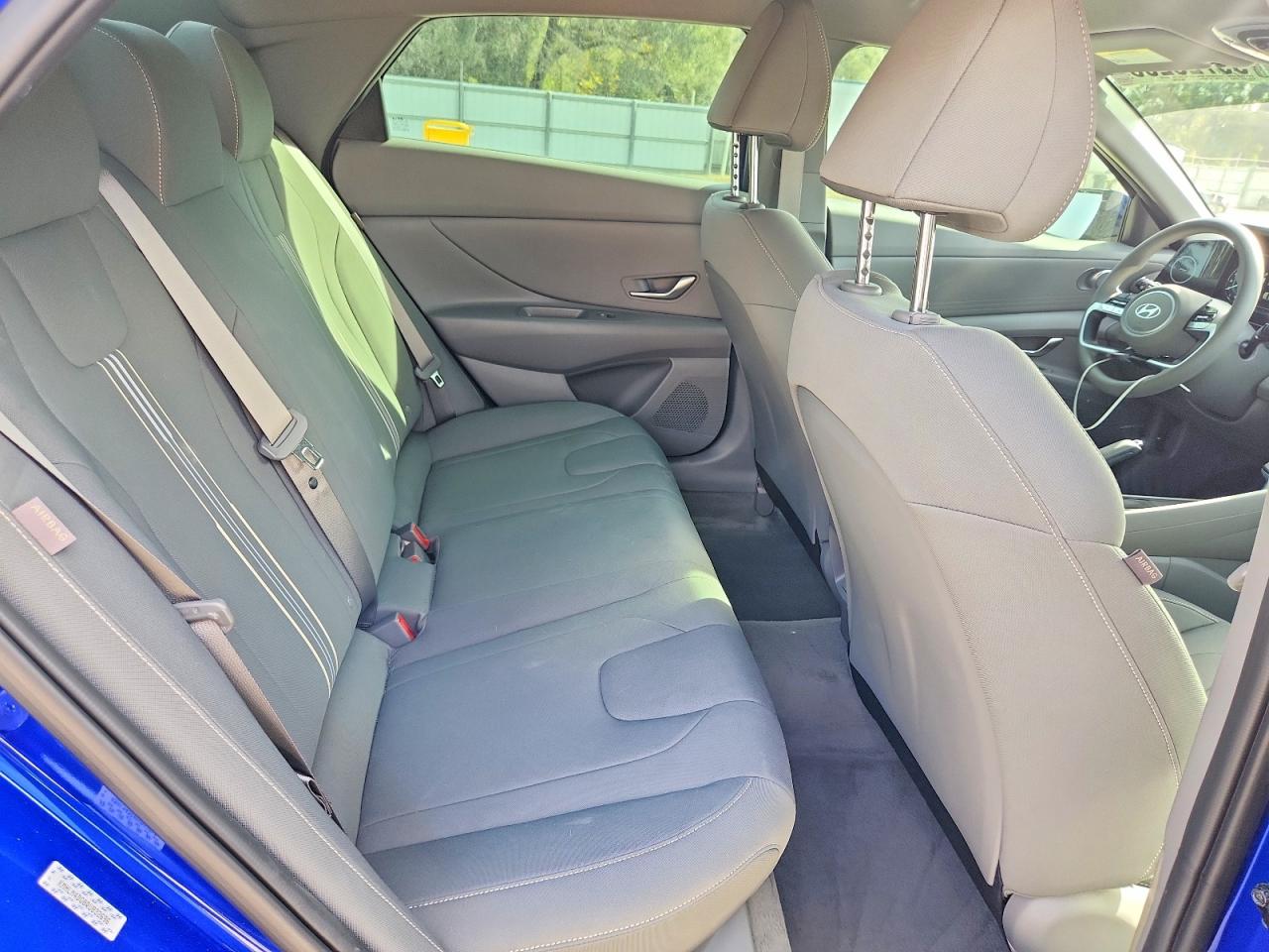 2024 HYUNDAI ELANTRA SEL photo 10